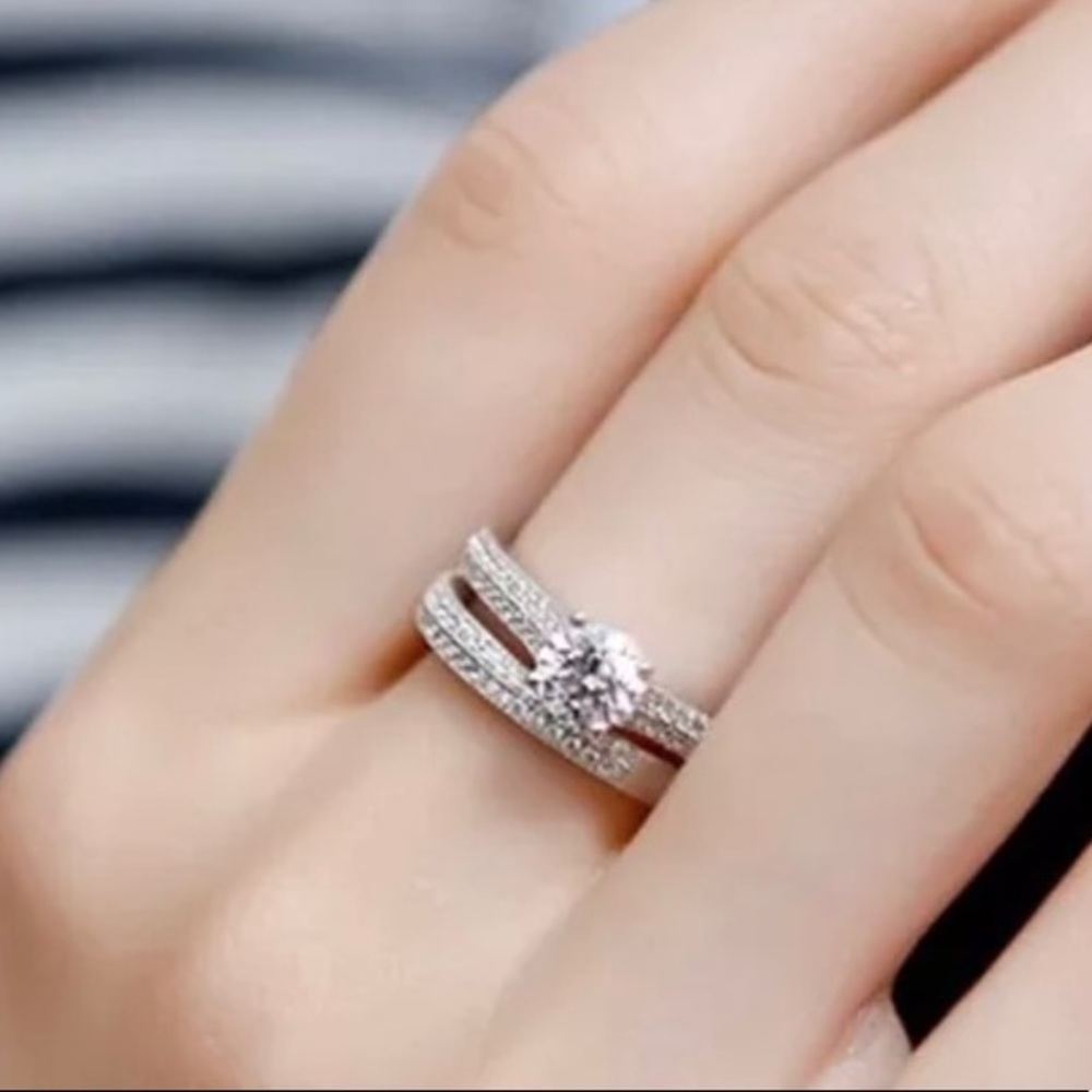 WEDDING RING SET - Picture 4 of 5